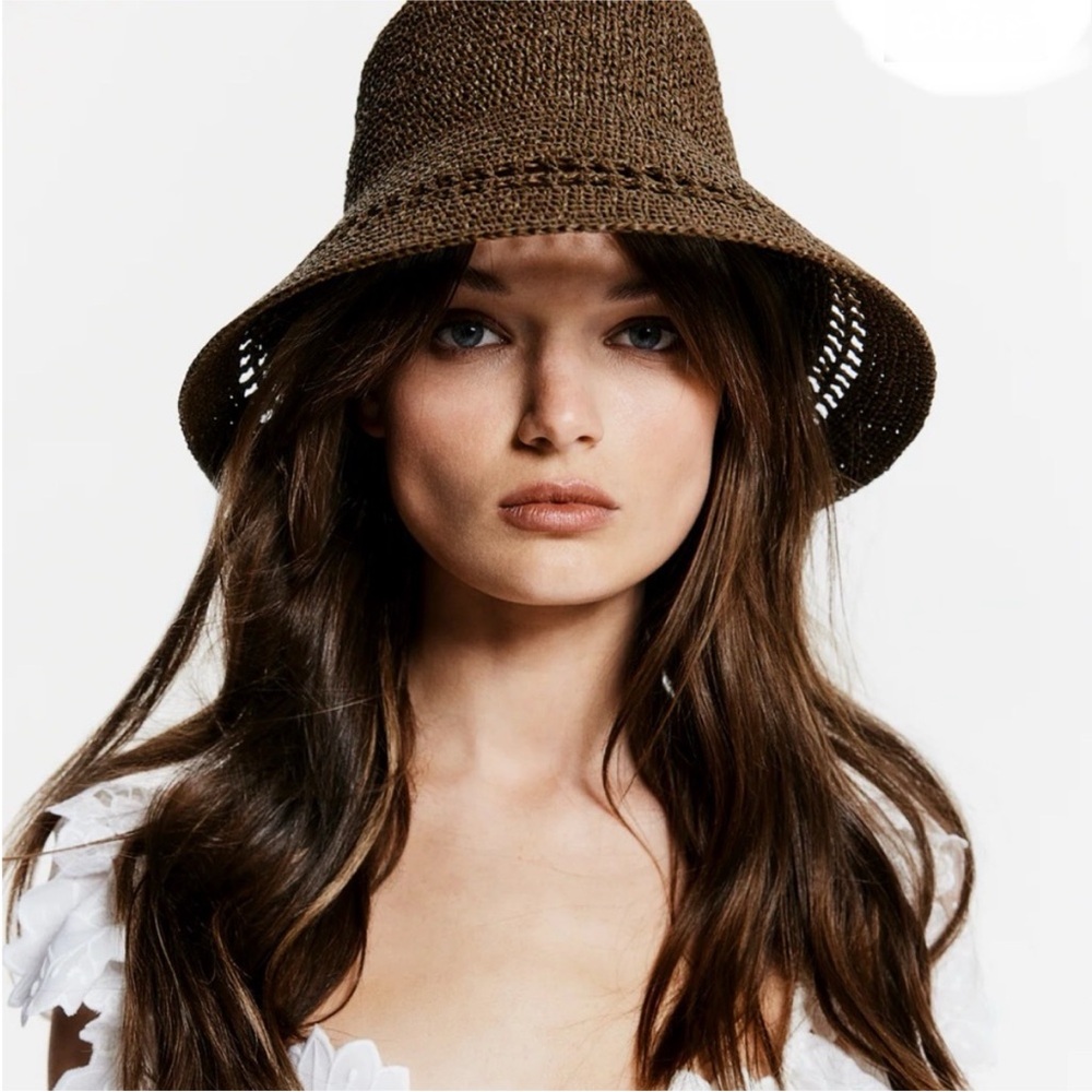 The White Lotus H&M Straw Bucket Hat